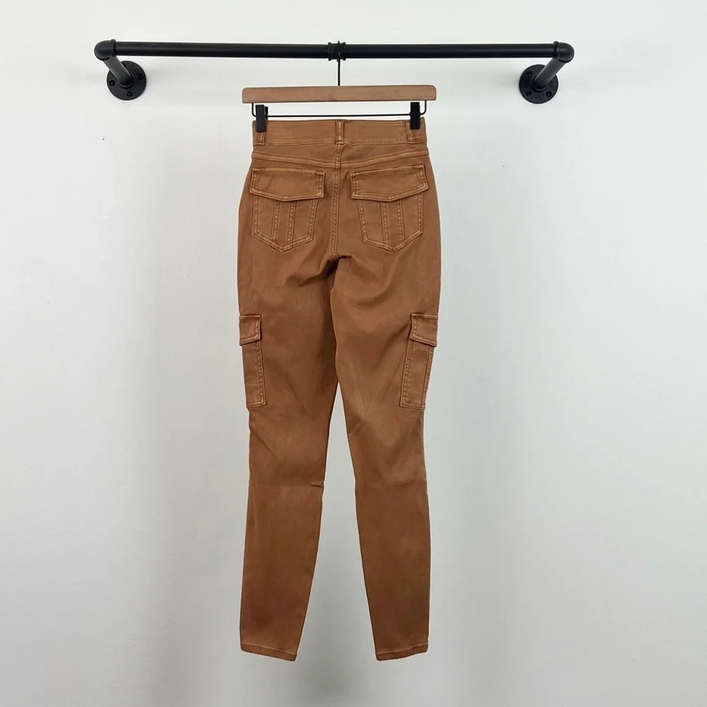 NWT Spanx Stretch Twill High Rise Cargo Skinny Pants in Honey Glow